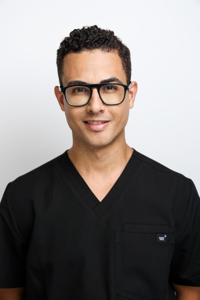 Portrait Christian Willig. Inhaber Privatpraxis Dermatologie in Hamburg.